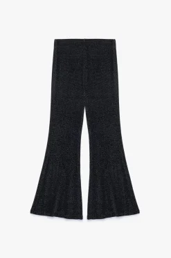Pantalón acampanado