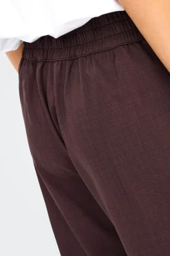 Pantal&oacute;n ancho fluido