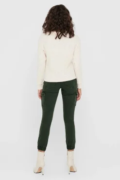 Pantal&oacute;n cargo slim fit