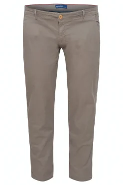 Pantal&oacute;n chino casual