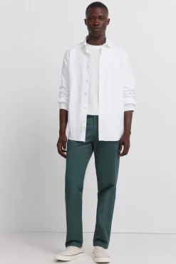 Pantal&oacute;n chino color slim fit