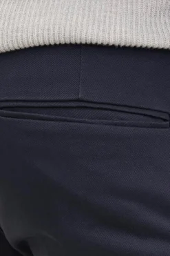 Pantal&oacute;n chino de corte relajado