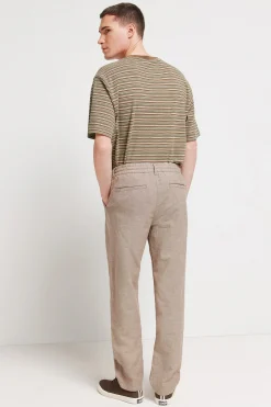 Pantal&oacute;n chino lino comfort fit