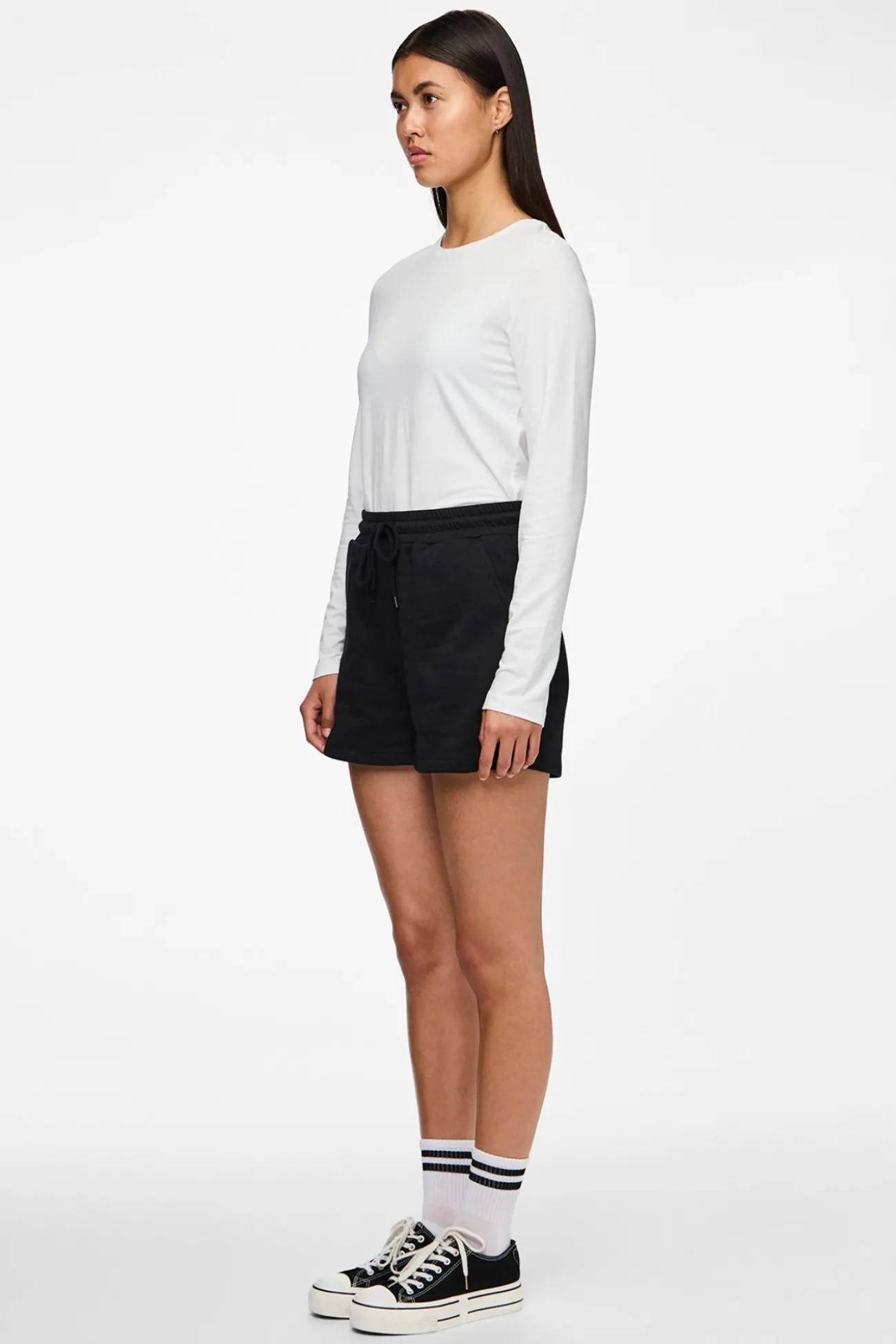 Pantal&oacute;n corto deportivo