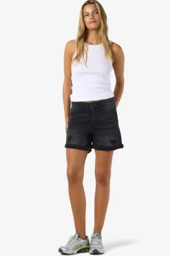 Pantal&oacute;n corto vaquero