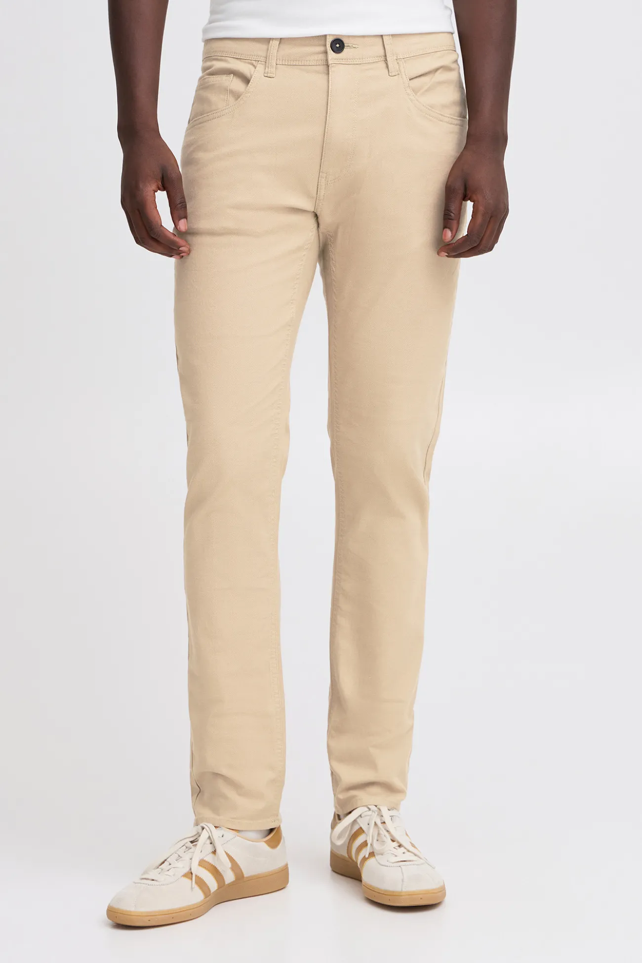 Pantal&oacute;n de corte regular