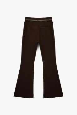 Pantal&oacute;n de tela con cintur&oacute;n