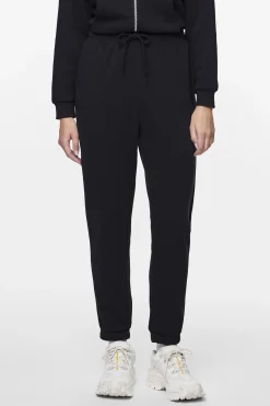 Pantal&oacute;n deportivo