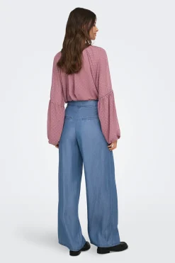 Pantal&oacute;n largo ancho