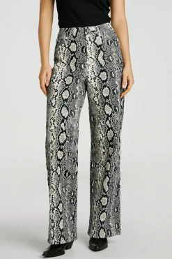 Pantal&oacute;n loose fit corderoy