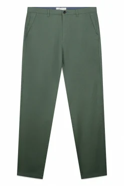 Pantal&oacute;n microestampado slim fit