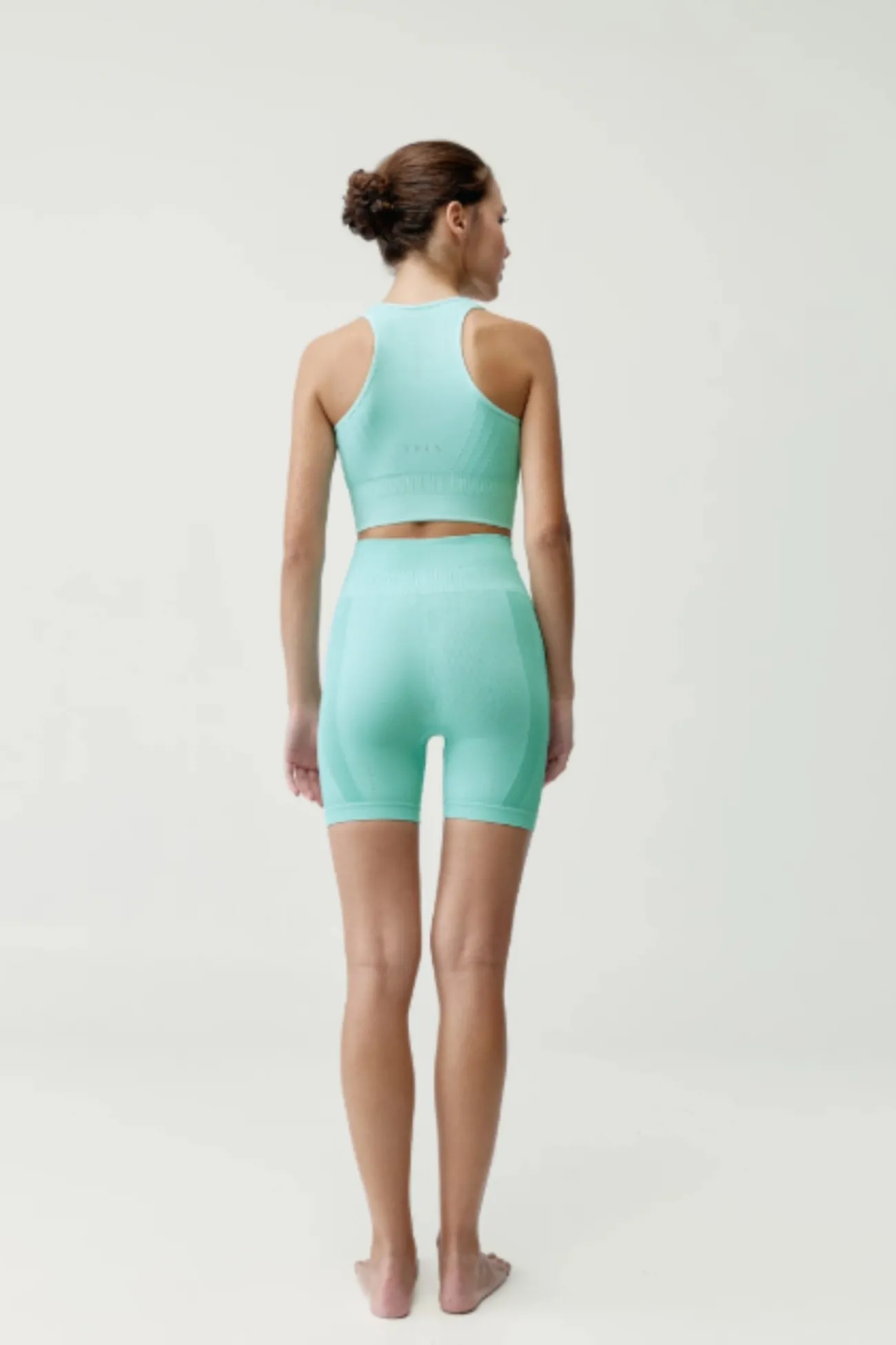 Pantalones cortos deportivos Eris azul claro