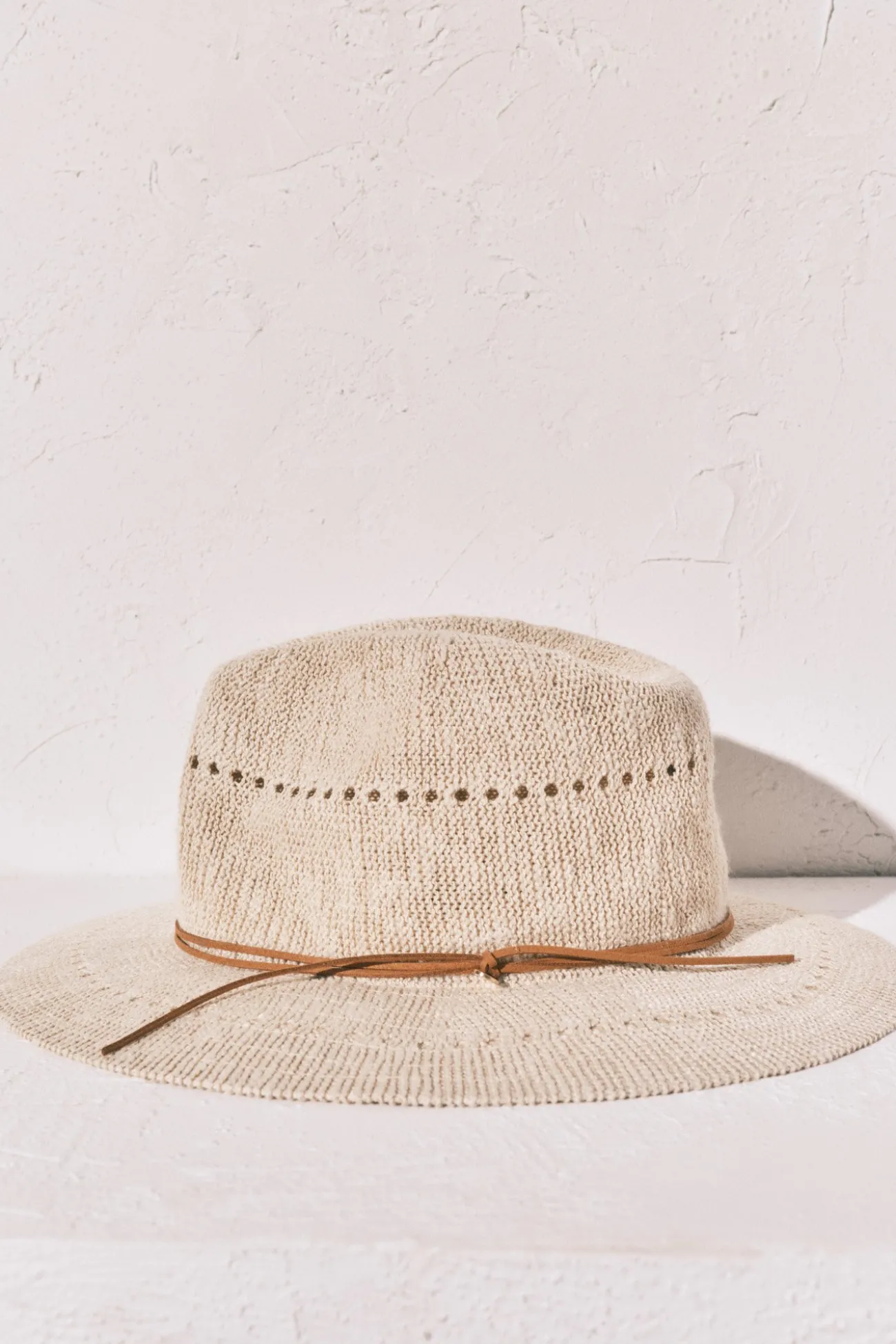 Sombrero efecto rafia beige