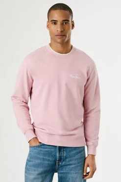 Sudadera lavada con logo peque&ntilde;o frontal y logo grande en la espalda.