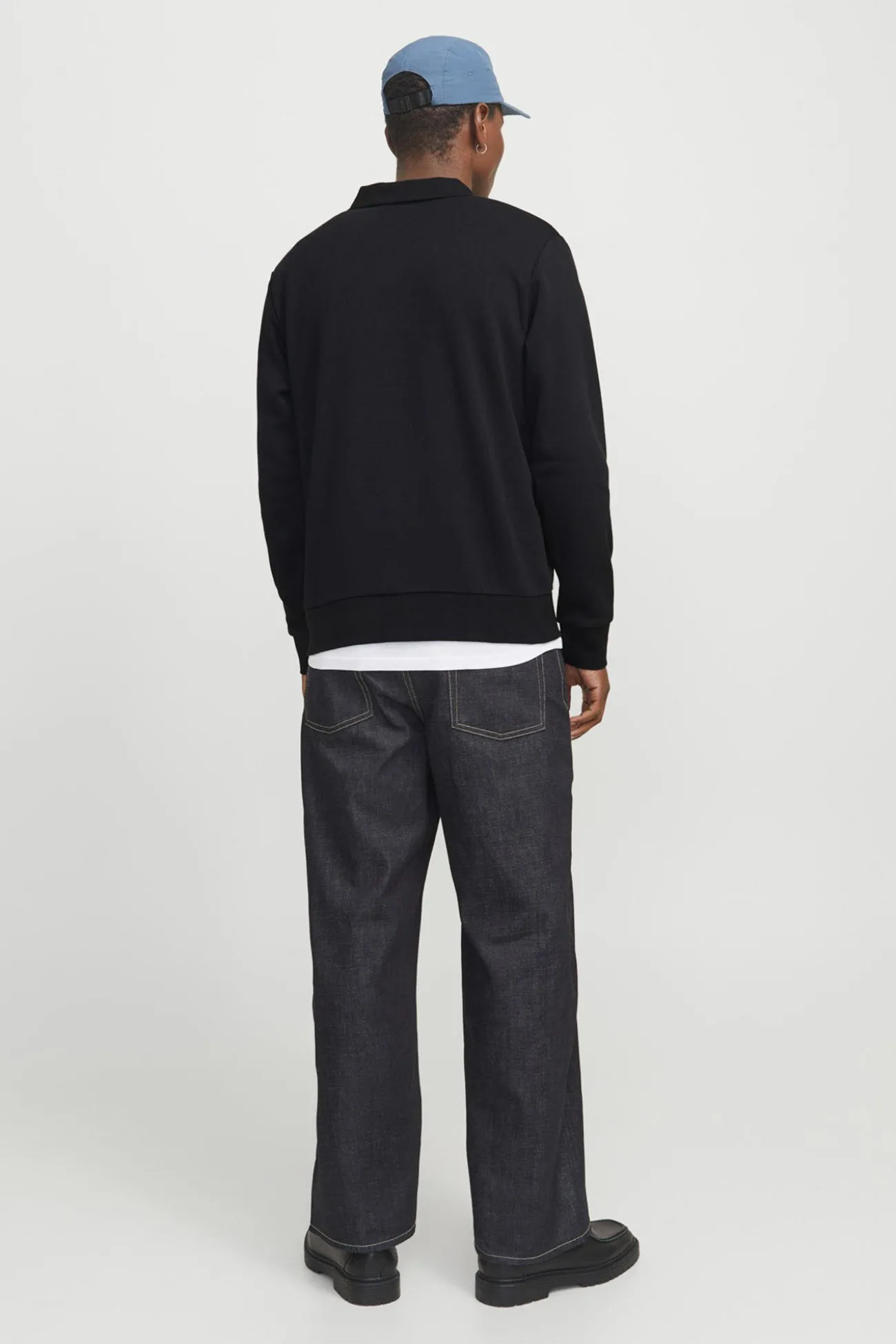 Sudadera tipo polo
