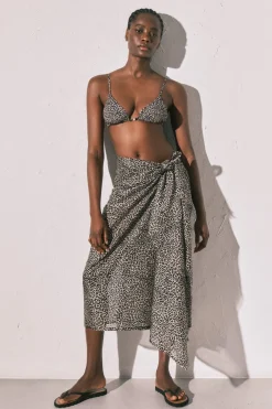 Top bikini triangular animal print