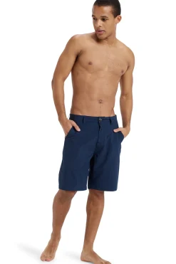 Traje de baño logo