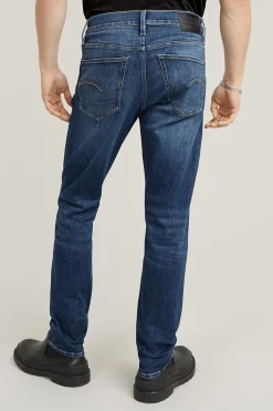 Vaquero G-Star 3301 de corte ajustado
