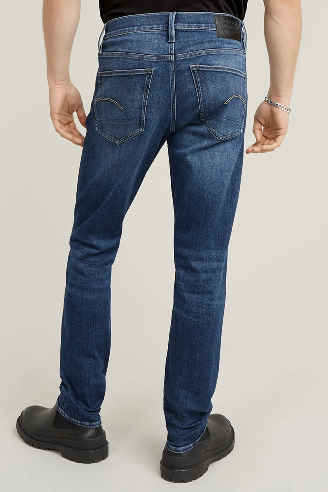 Vaquero G-Star 3301 de corte ajustado