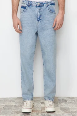 Vaqueros anchos