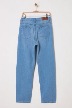 Vaqueros largos anchos