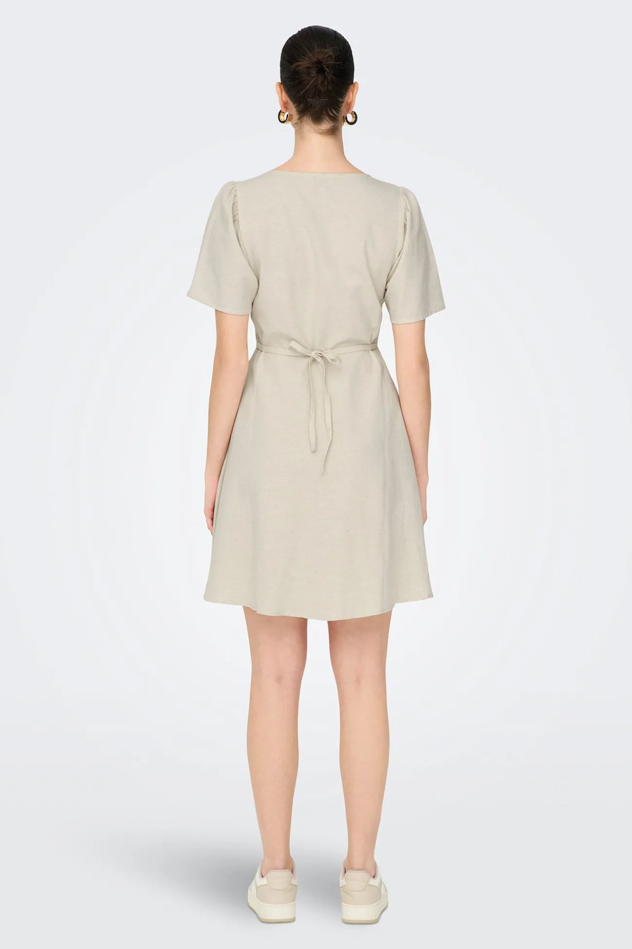Vestido corto de lino