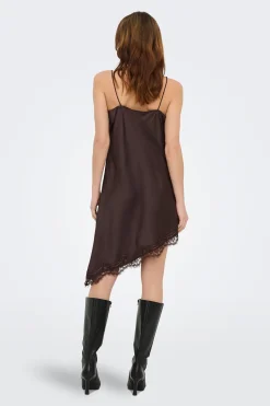 Vestido corto lencero