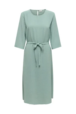 Vestido midi manga 3/4