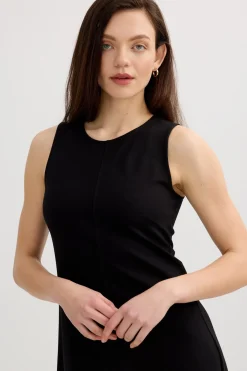 Vestido midi nudo