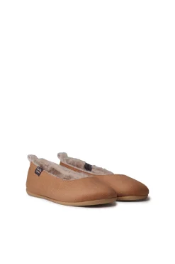 Zapatilla Cerrada Plana Para Mujer