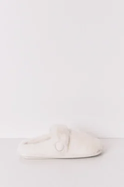 Zapatillas casa mercedita pelo blancas