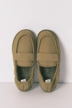 Zapatillas casa mocas&iacute;n verde