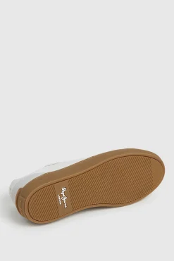 Zapatillas Con Detalle En Ante