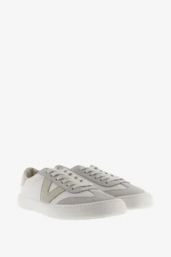 Zapatillas de efecto piel