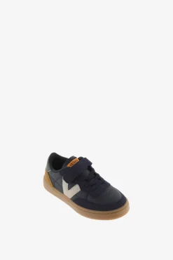 Zapatillas deportivas de niños con piezas en contraste y cordón elástico