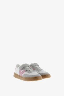 Zapatillas deportivas de ni&ntilde;os con piezas en contraste y cord&oacute;n el&aacute;stico