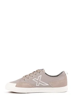 Zapatillas M2000 09