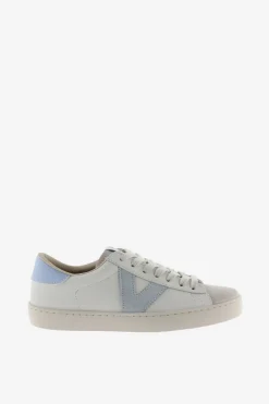 Zapatillas piel puntera serraje